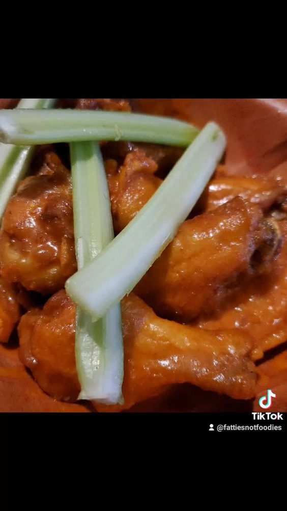 Sharky's Wings & Raw Bar