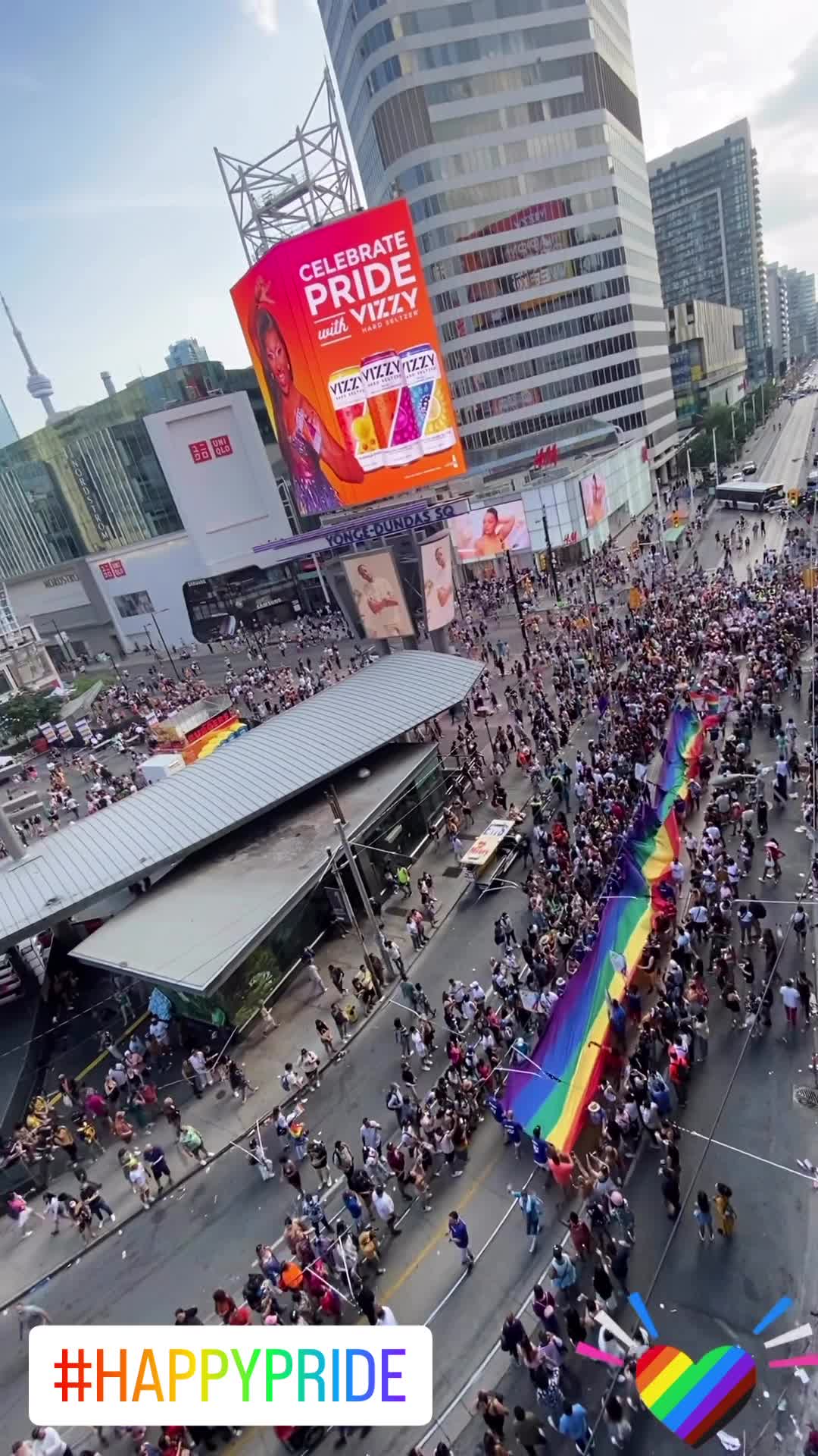 Video review of Yonge-Dundas Square