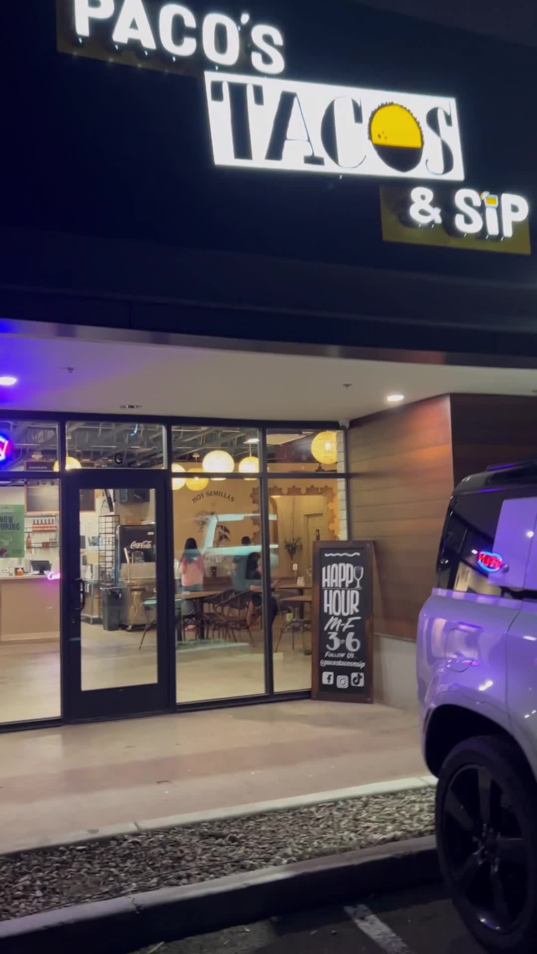 Paco’s Tacos & Sip