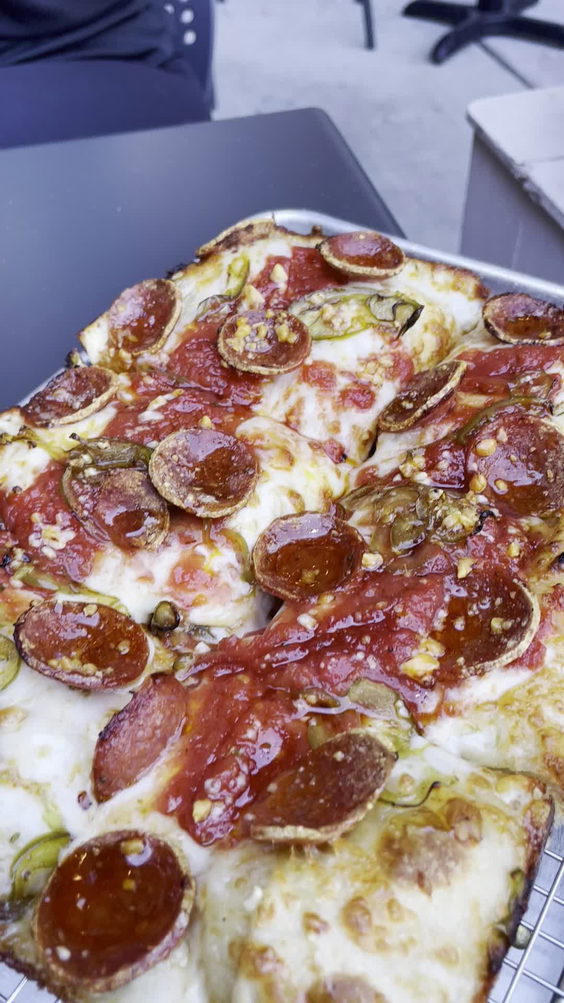 Emmy Squared Pizza: Nulu