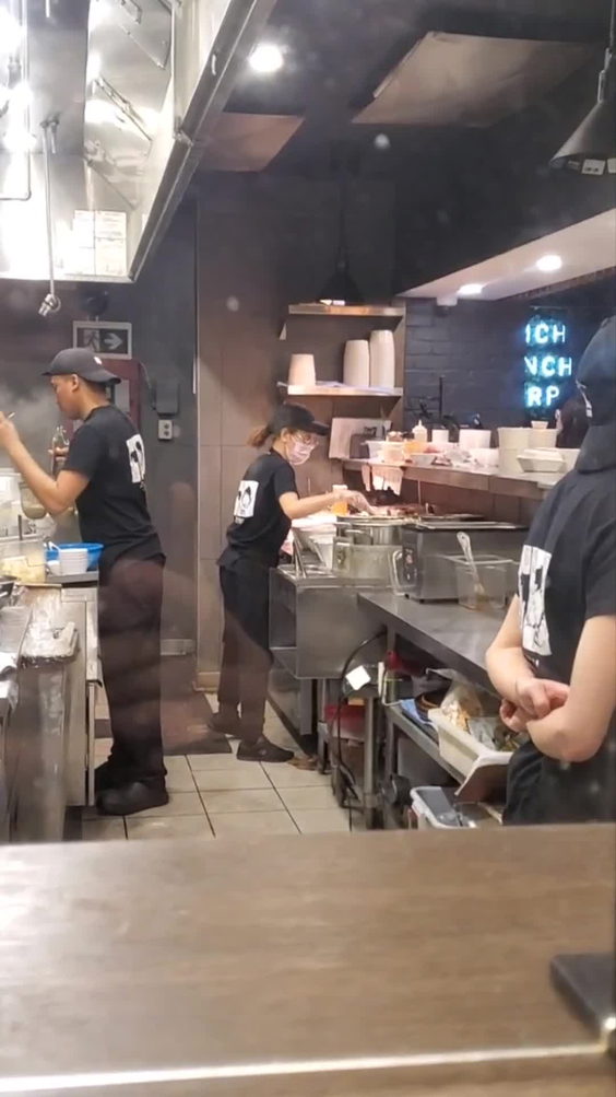 ZUBU Ramen - Metrotown