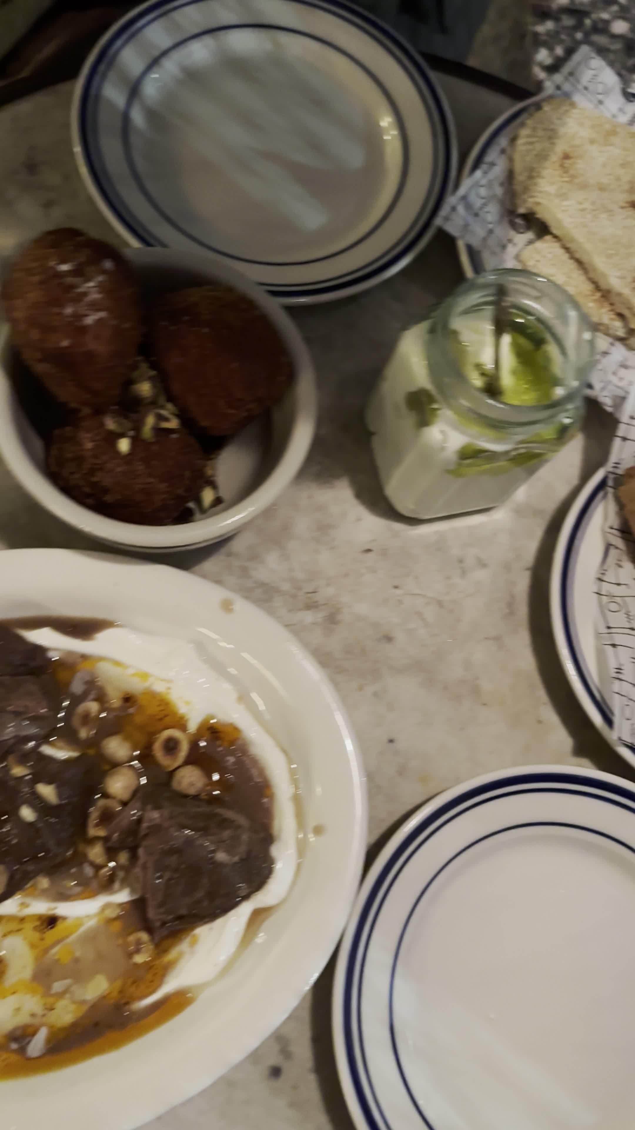 Video review of Radio Star Karaoke