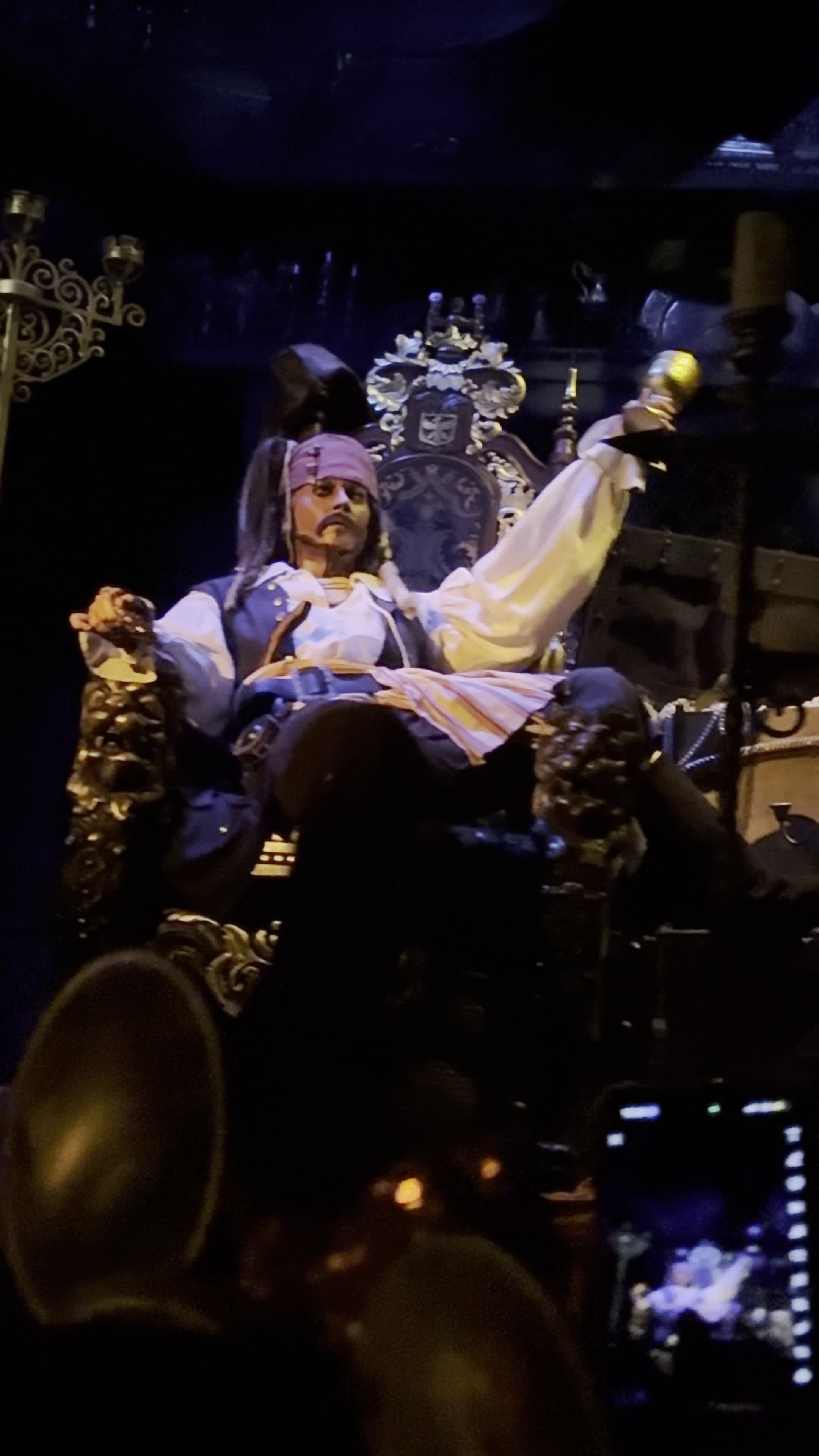 Video review of Pirates of the Caribbean