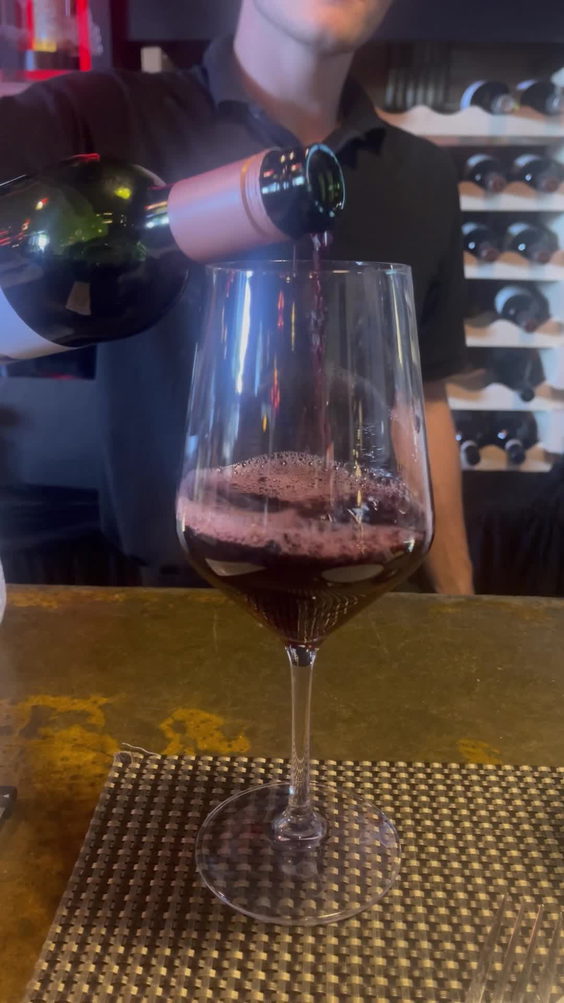 Mezzo Bistro & Wine