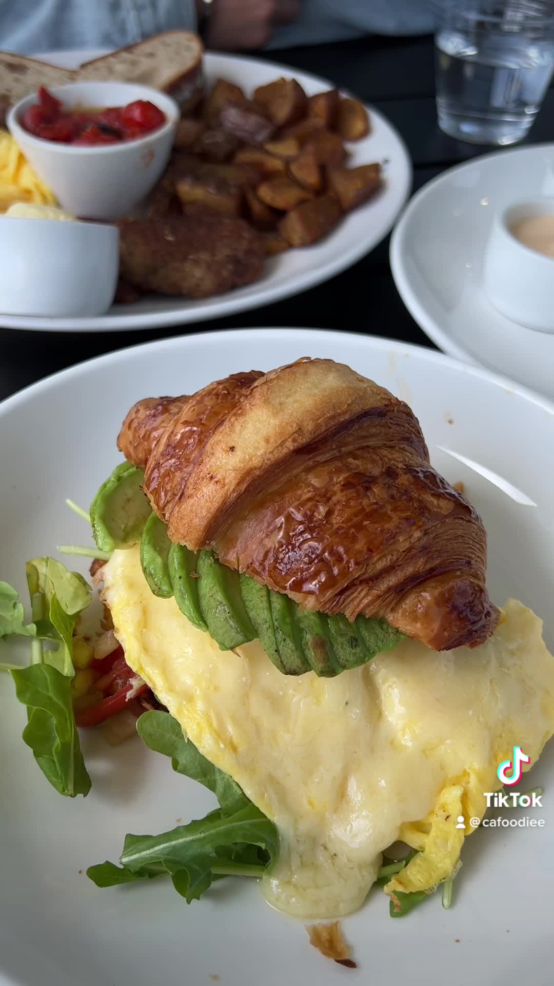 Farine Bakery & Café