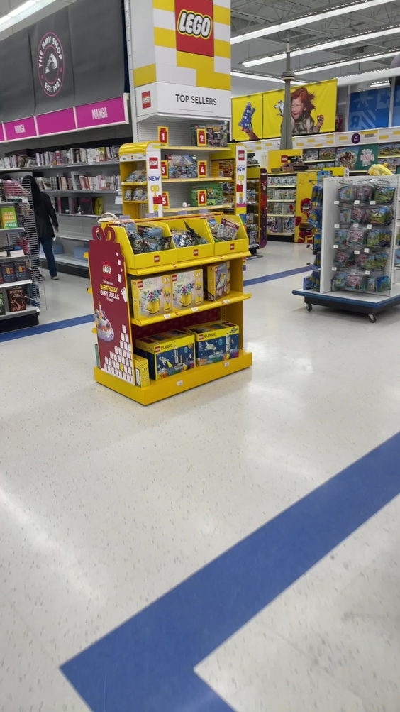Toys"R"Us