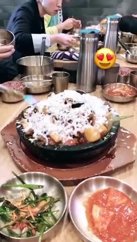 Daeho Kalbijim & Beef Soup
