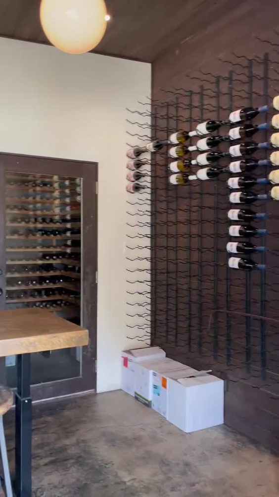 Venice Beach Wines