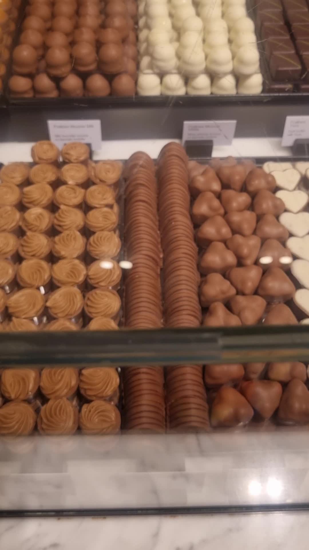 Video review of Disney Springs Marketplace