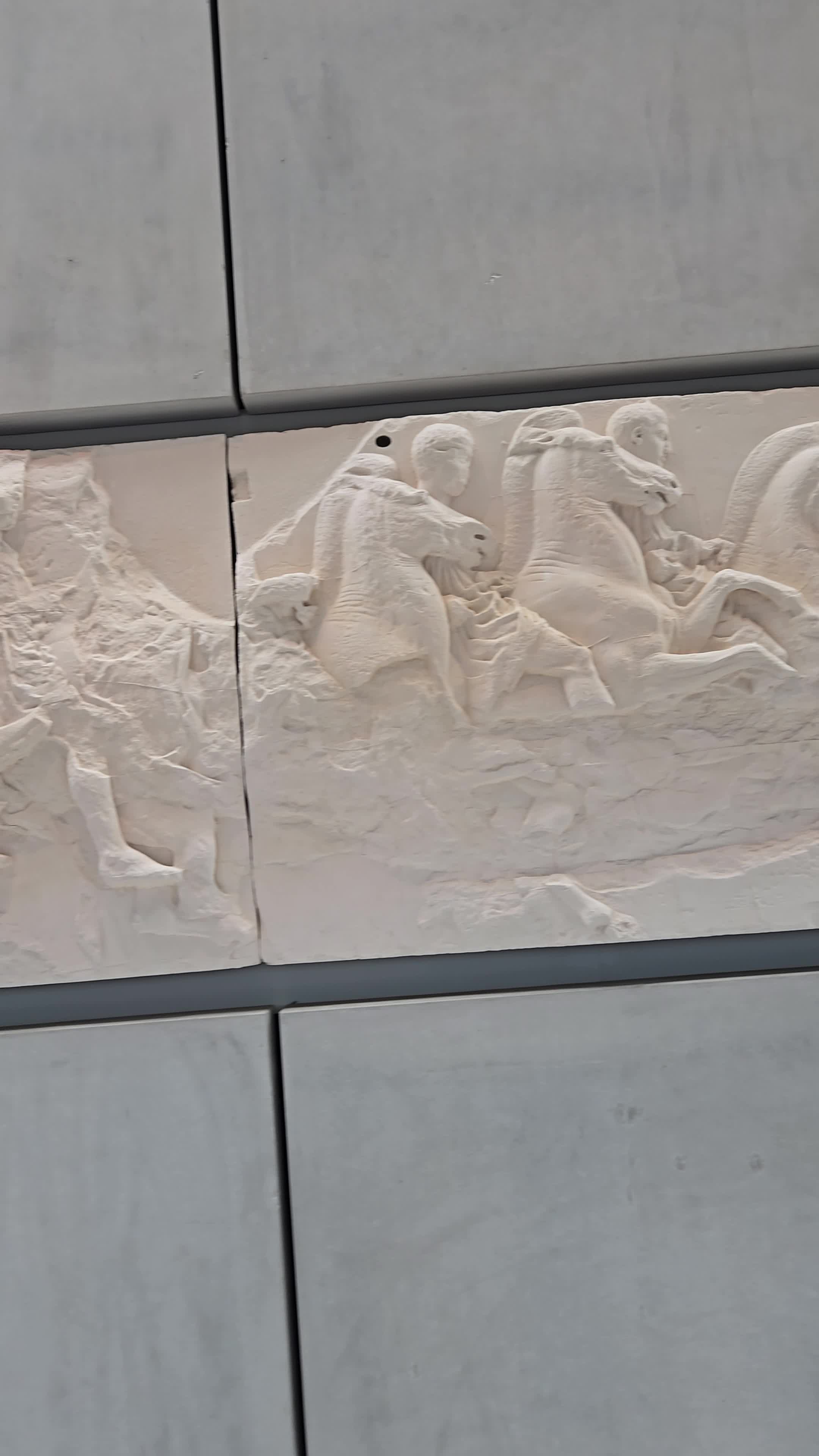 Acropolis Museum (Μουσείο Ακρόπολης)