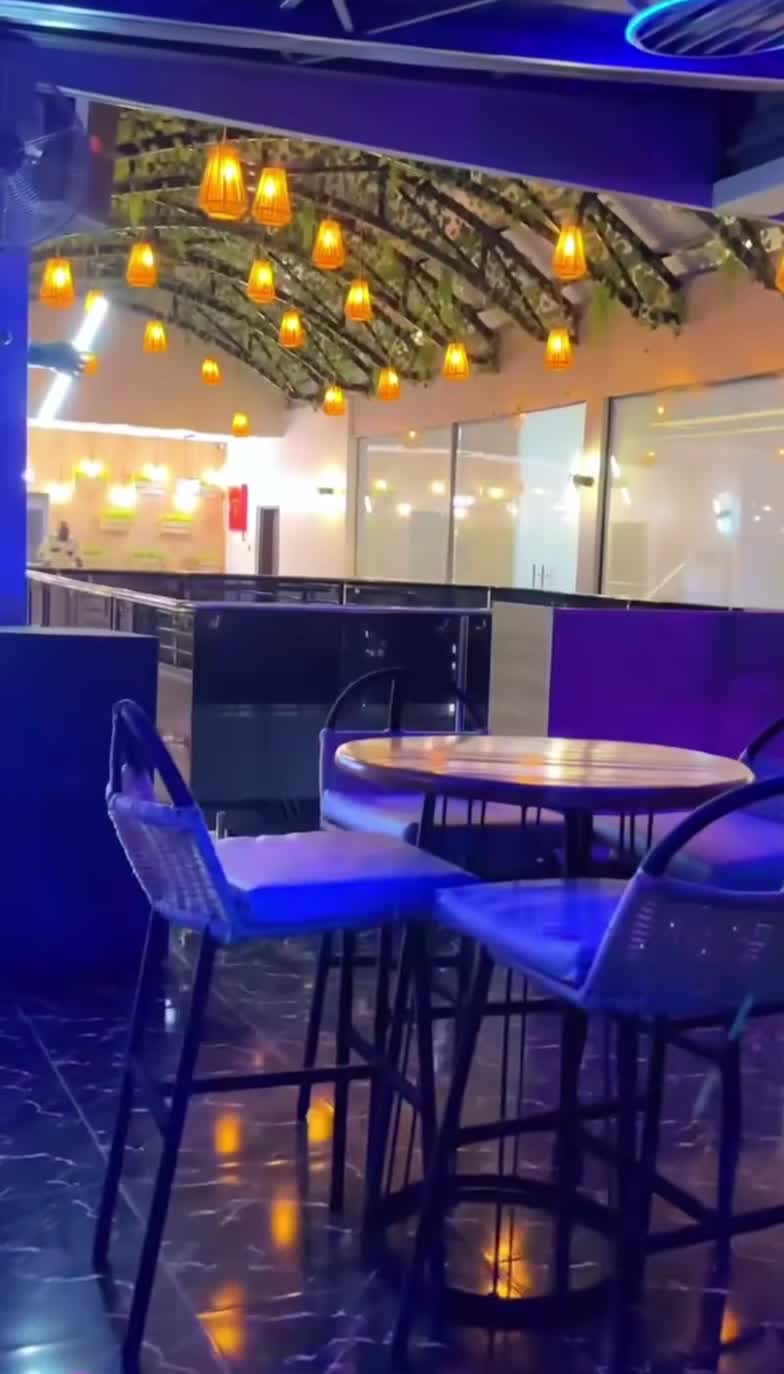 Checkpoint Restaurant and Lounge