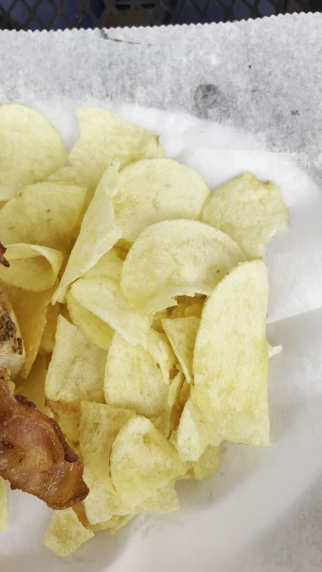 Dutch House Bar & Grill