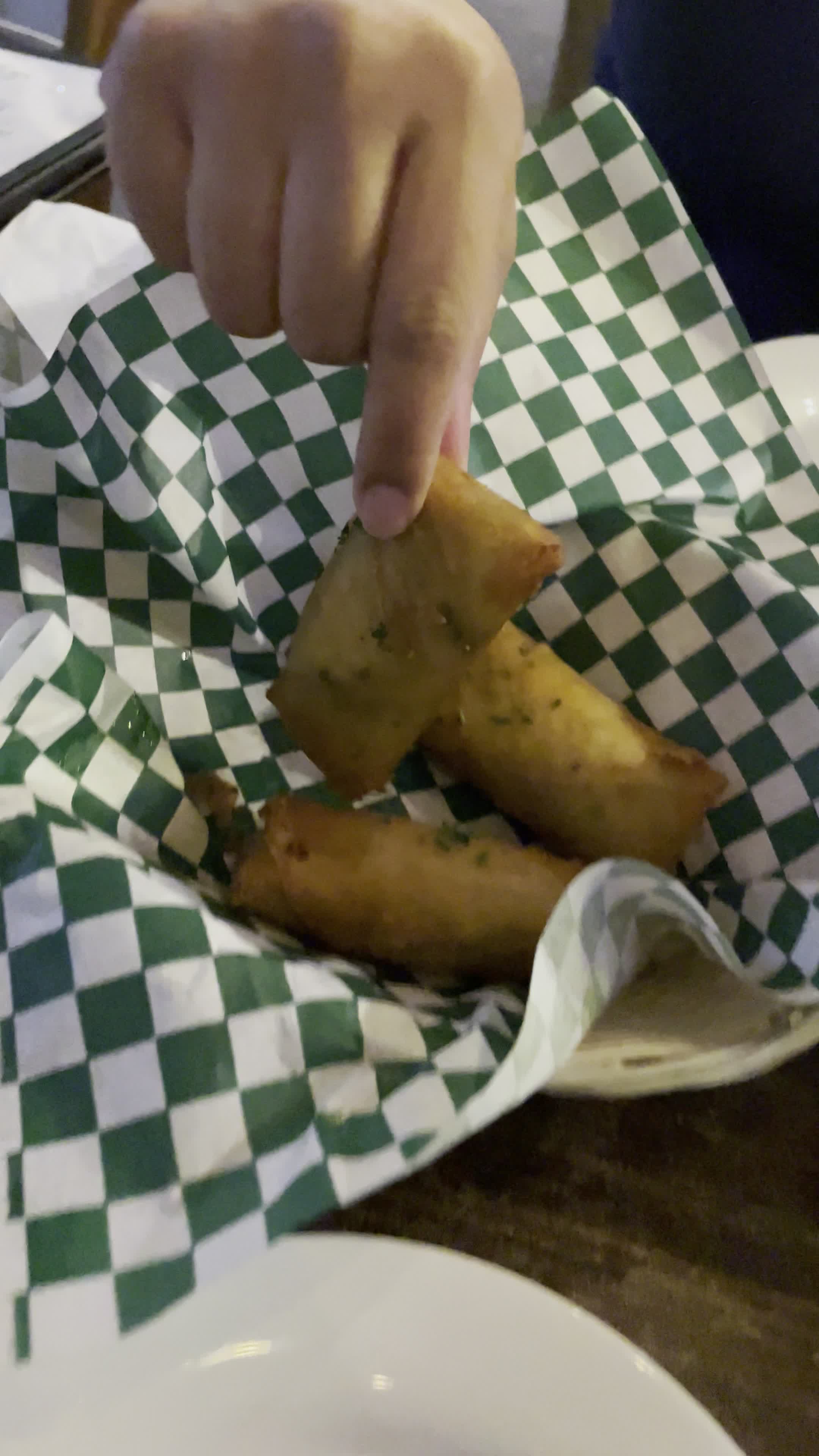 Video review of 7 Mile House