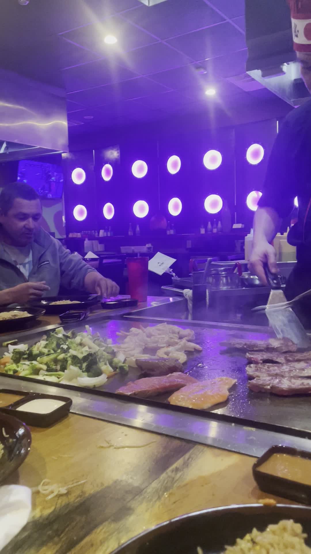 SUMO Steak & Sushi