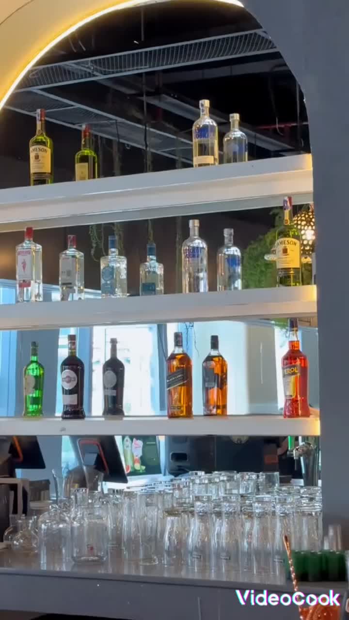 Yunion brunch cafe and bar