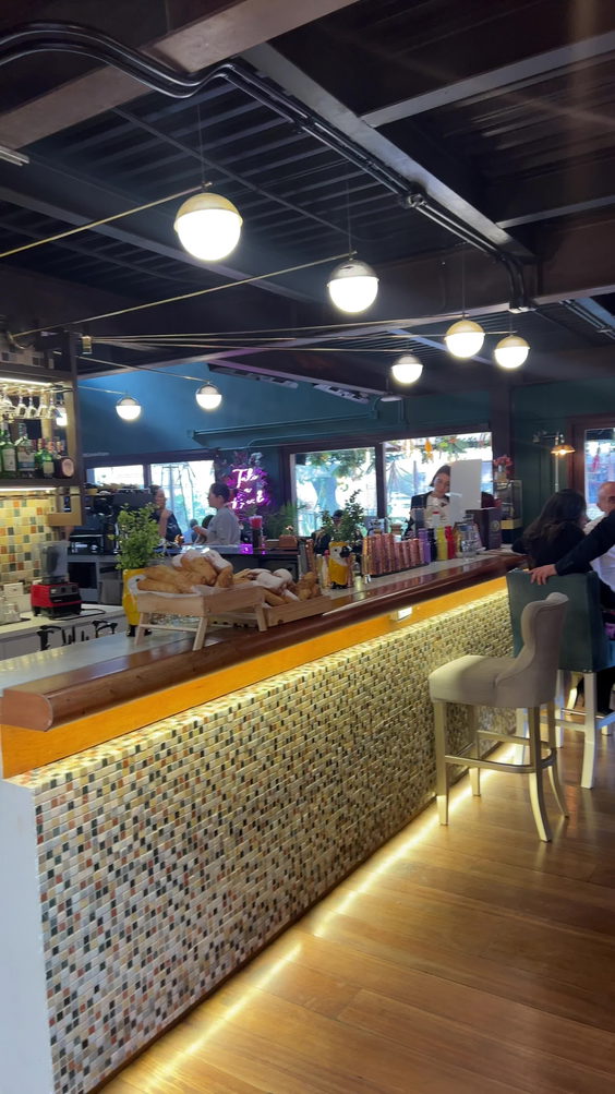 Aleli Cafe