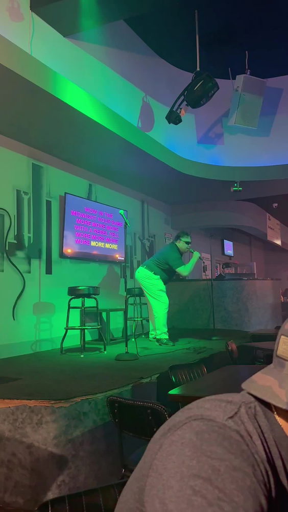 Glitter Karaoke