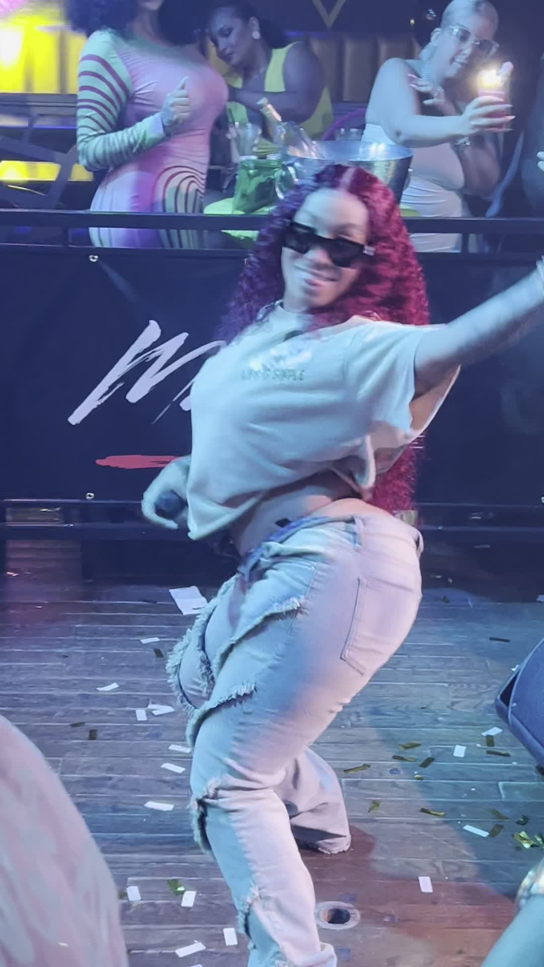 Leos Cafe and El Guame Restaurant