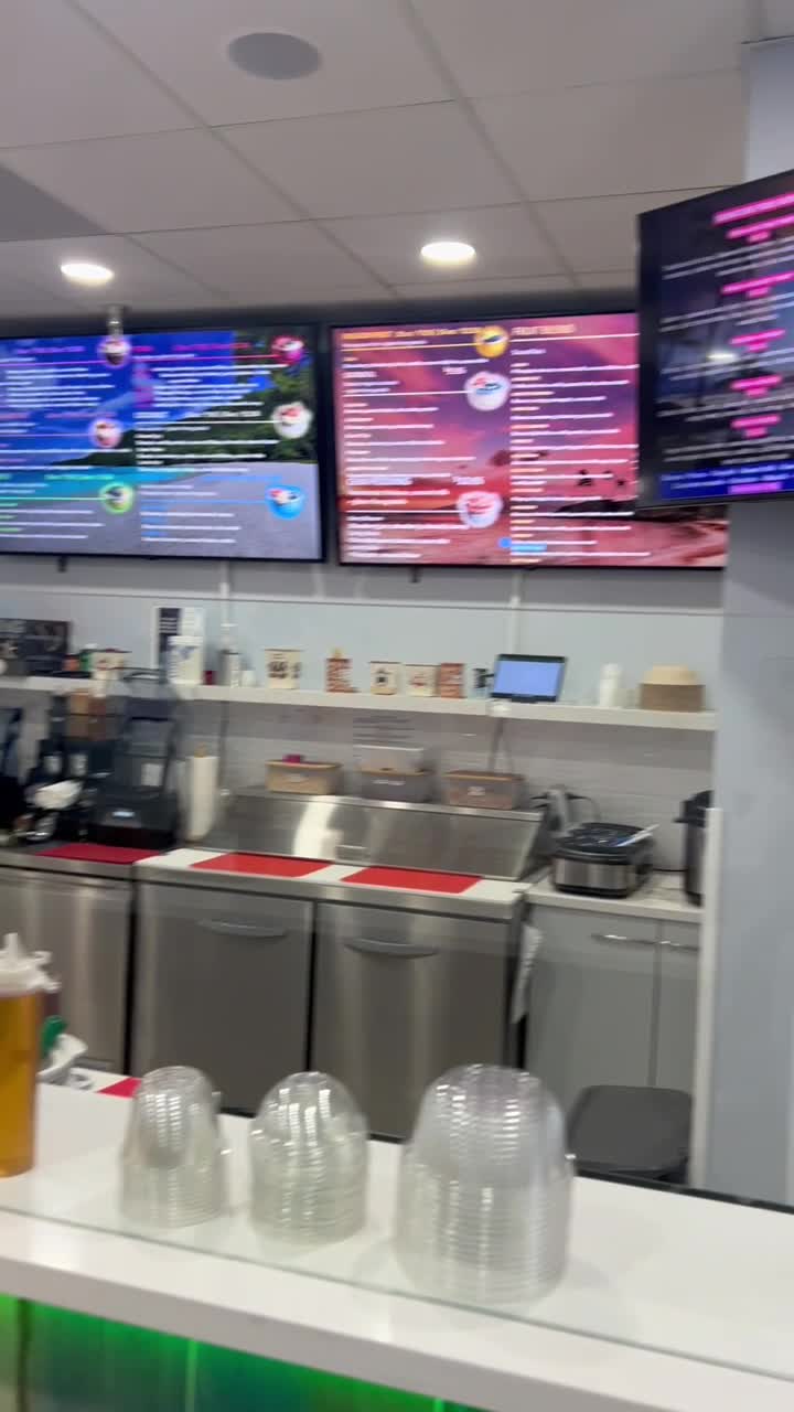 Kaia Bowls - Açai Bowls, Fruit Blends, Poke Bowls