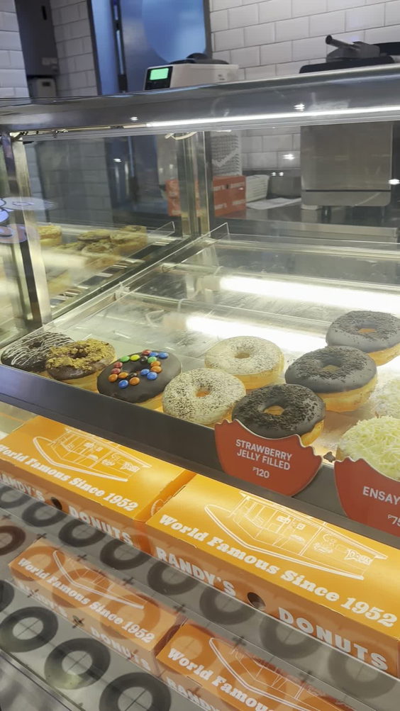 Randy's Donuts