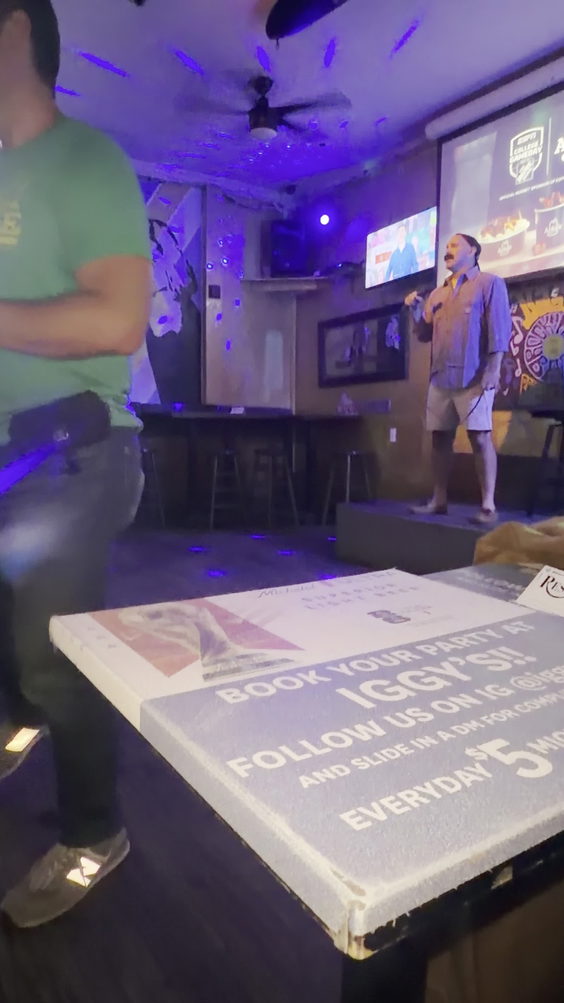 Iggy's Karaoke Sports Grill