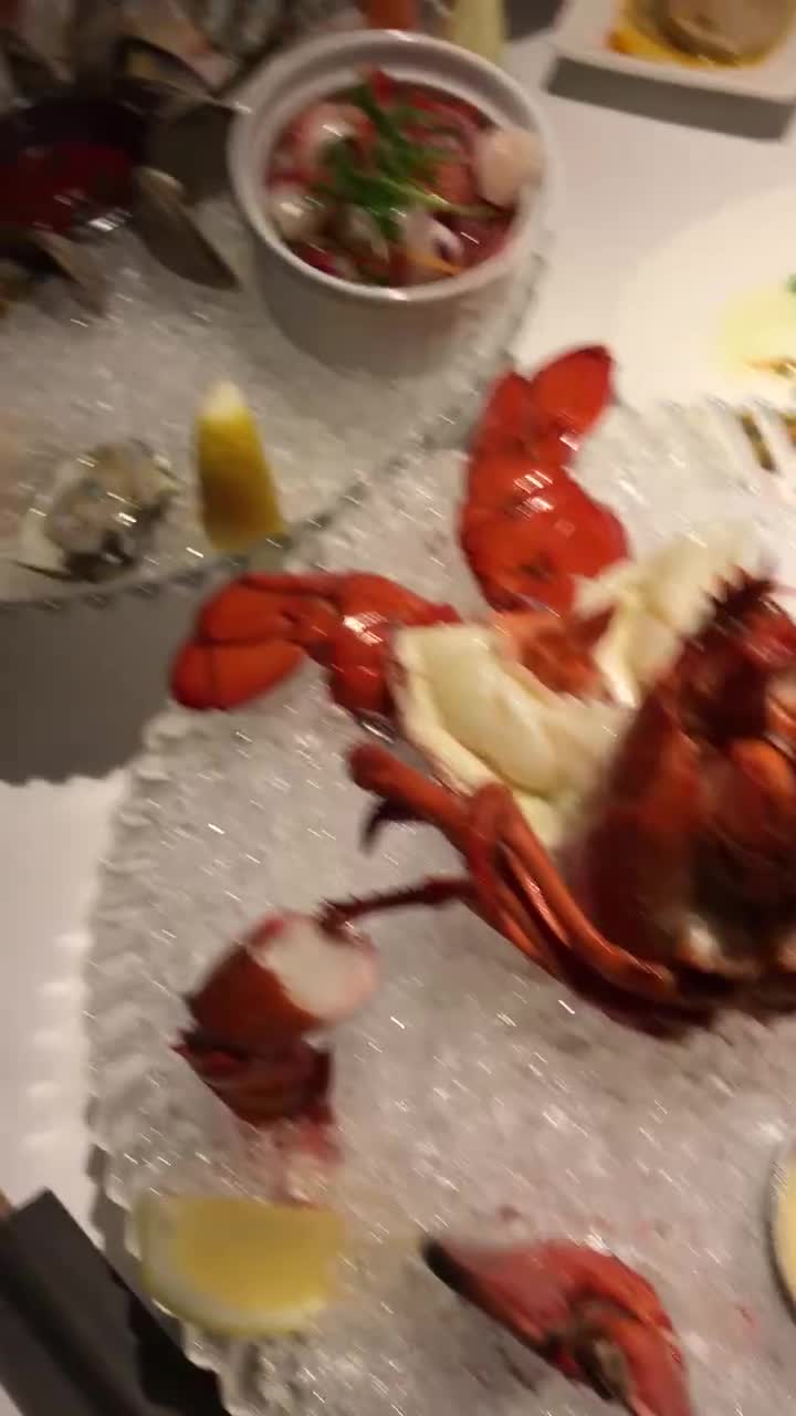 Video review of Blue Water Cafe + Raw Bar