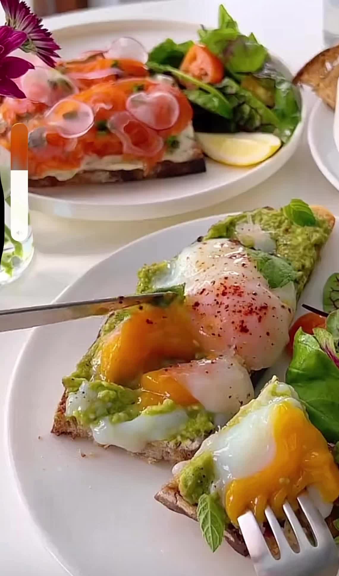 Avenue Brunch House