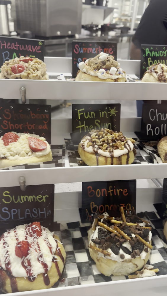 Cinnaholic Mesa