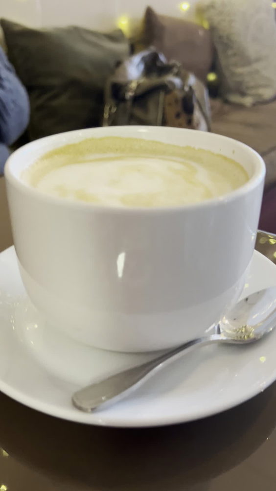 Red Line Cafe