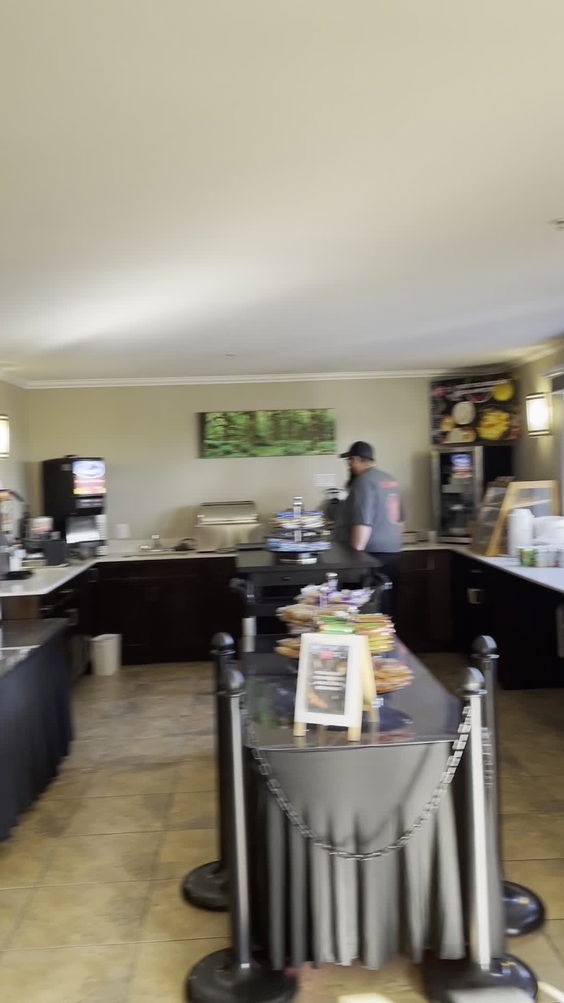 Days Inn and Suites Sequim