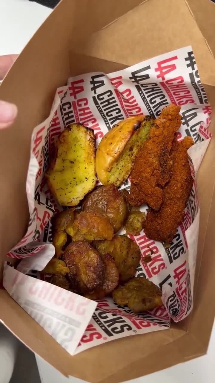LA Chicks