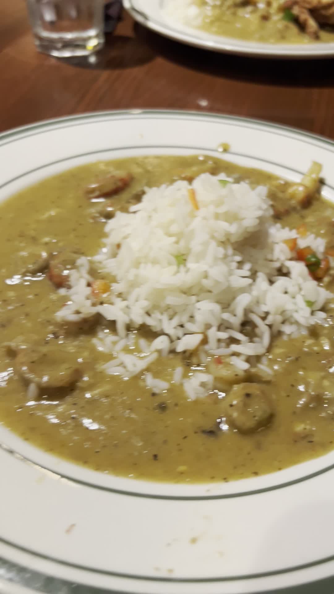 Video review of Bud's Louisiana Café
