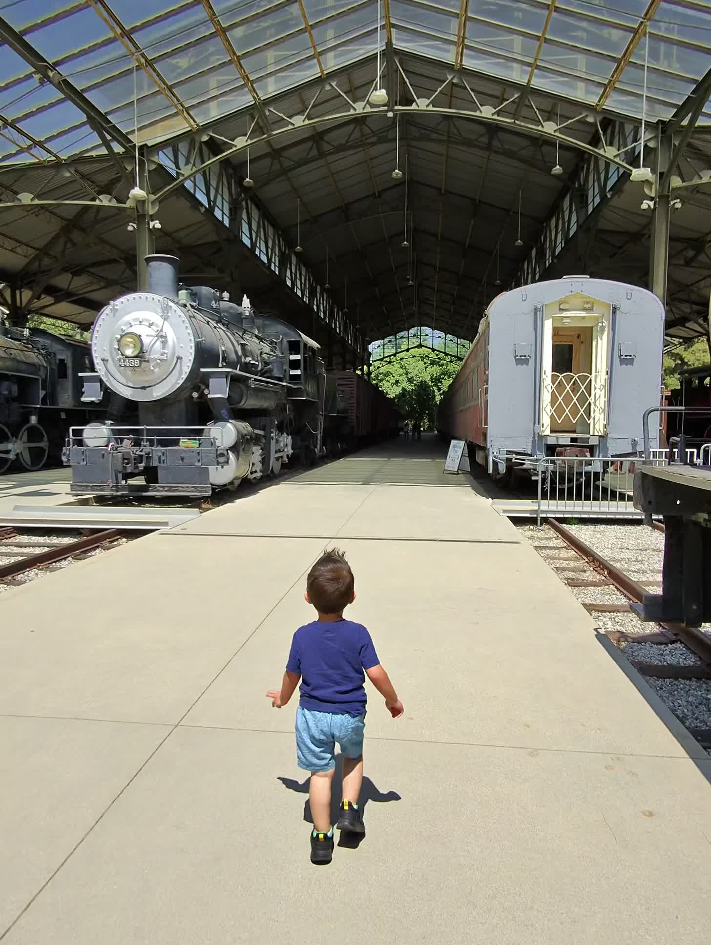 Video review of Travel Town Museum