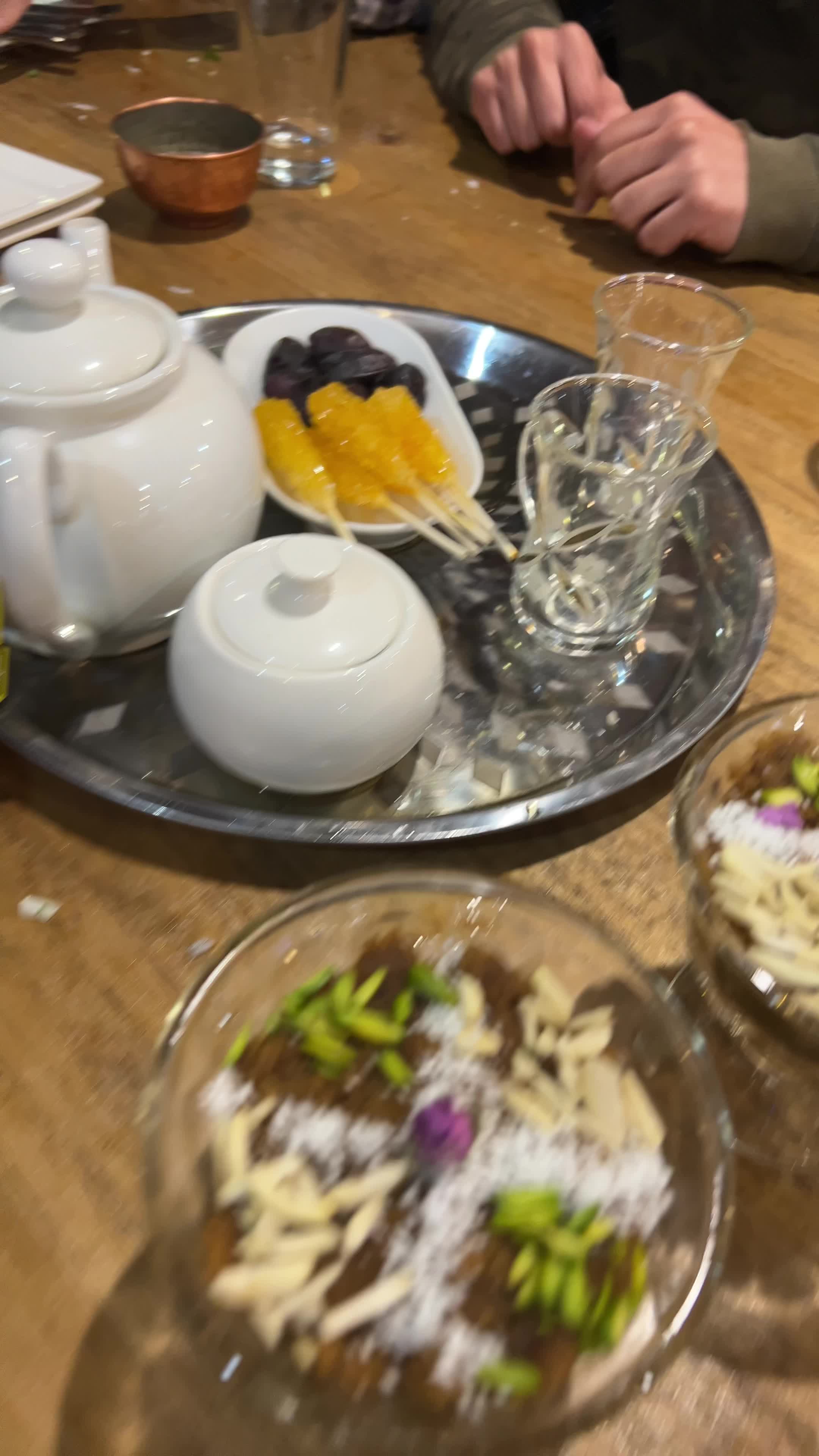 Nikan Restaurant رستوران نیکان