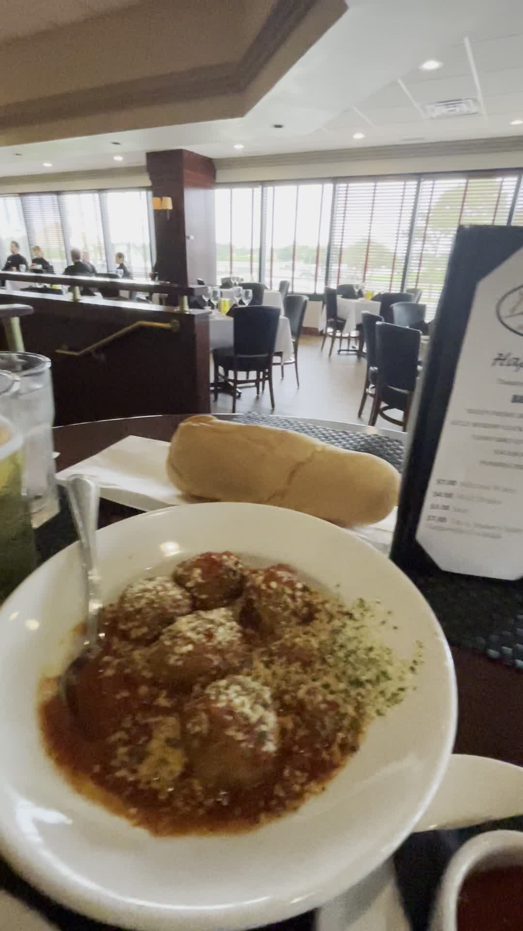 Desi Vega’s Seafood & Steaks