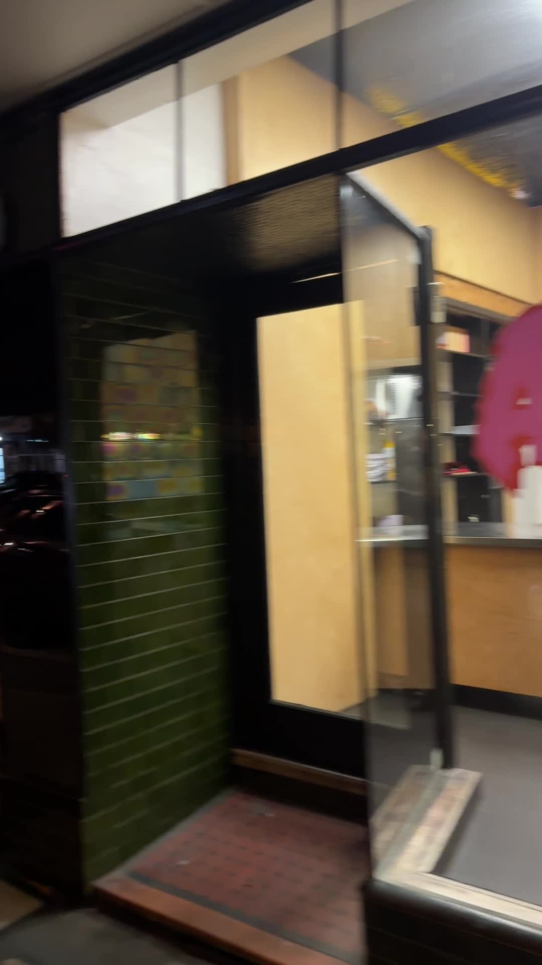 Follow the Leader Cafe