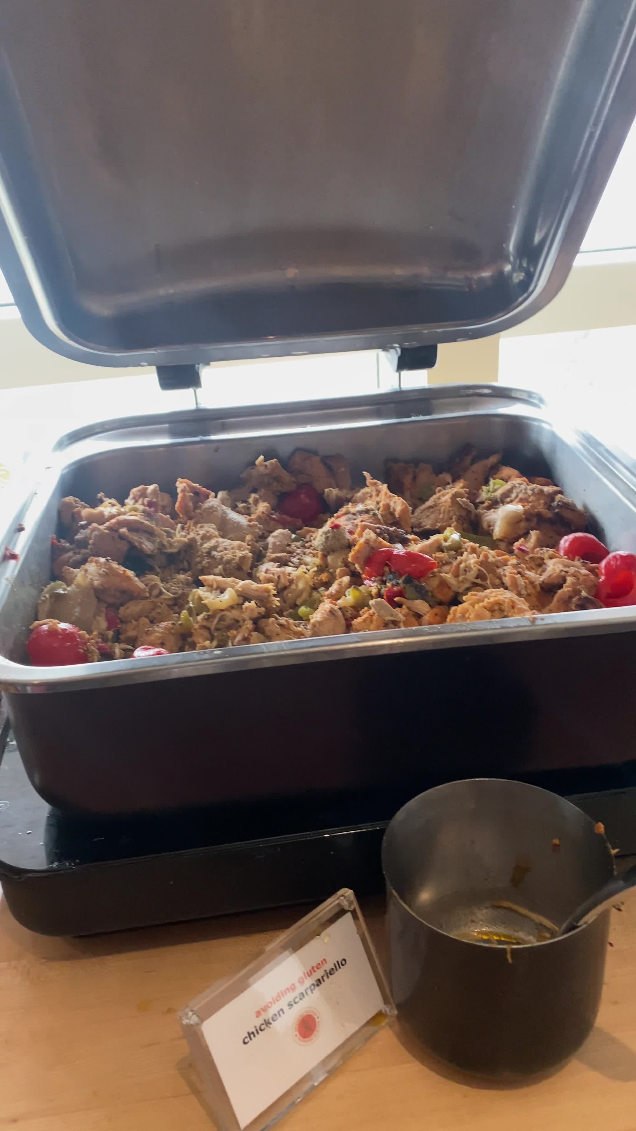 Video review of Delta Sky Club