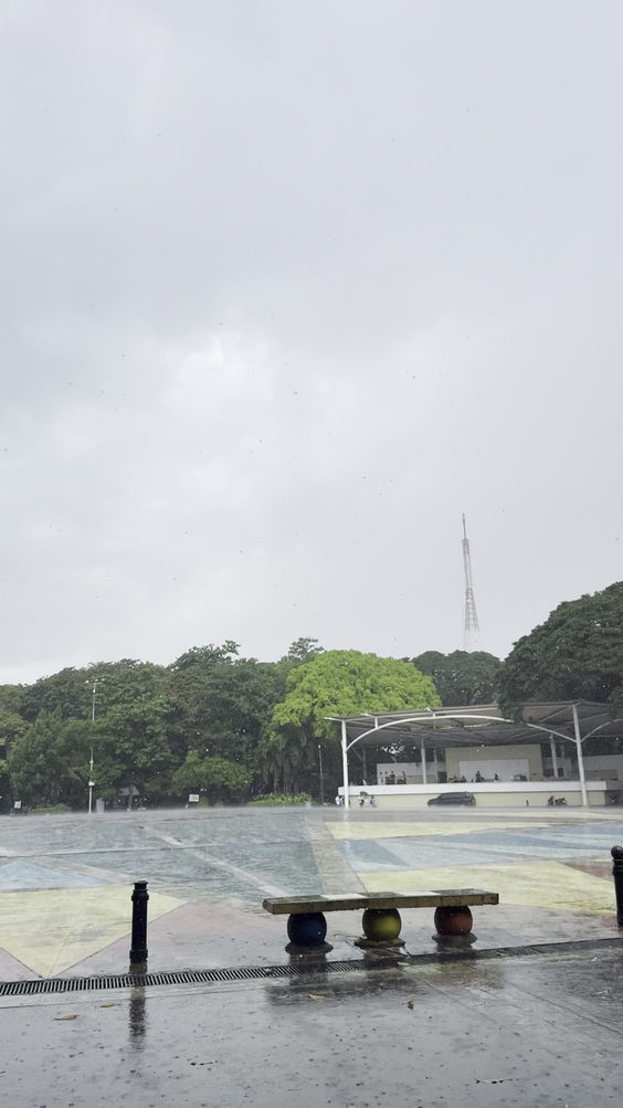 Quezon City Memorial Circle Parking