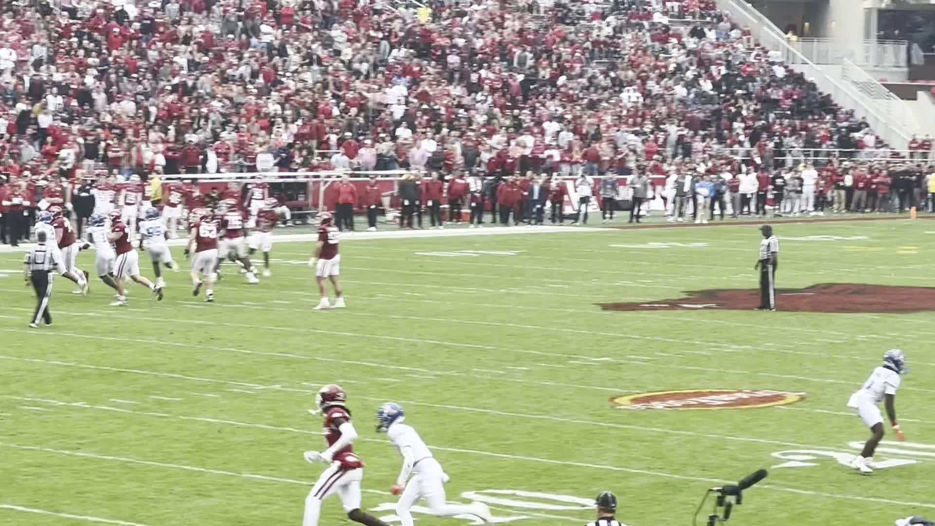 Donald W Reynolds Razorback Stadium