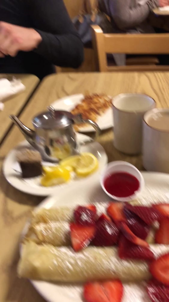 BabyStacks Cafe - Blue Diamond