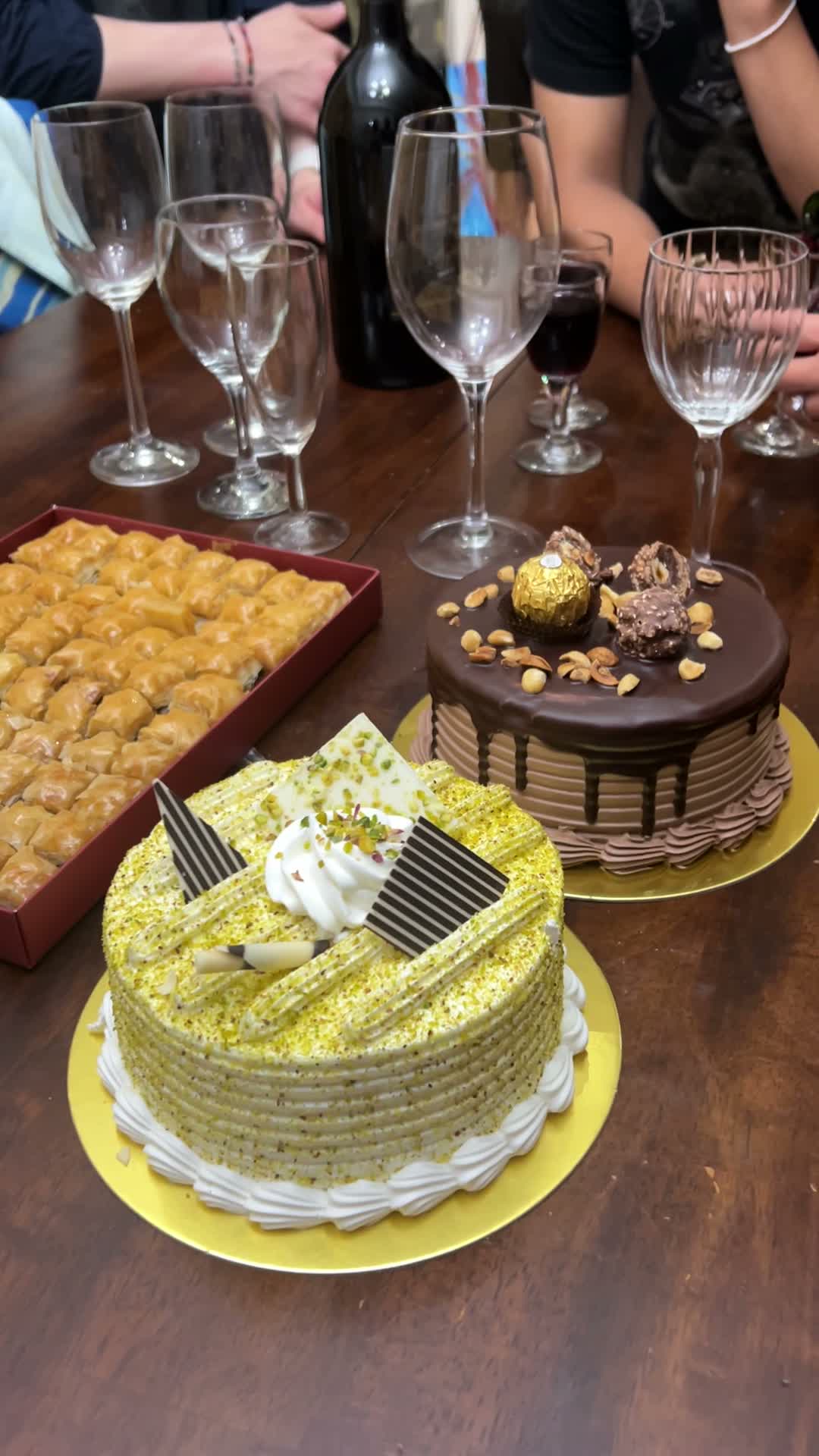 Video review of Crown Pastries