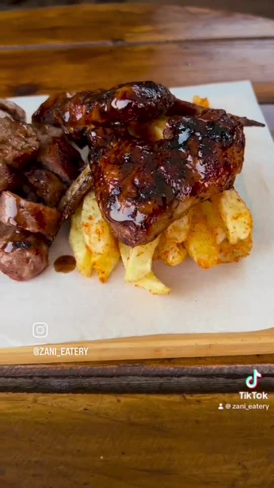 Zanis Eatery