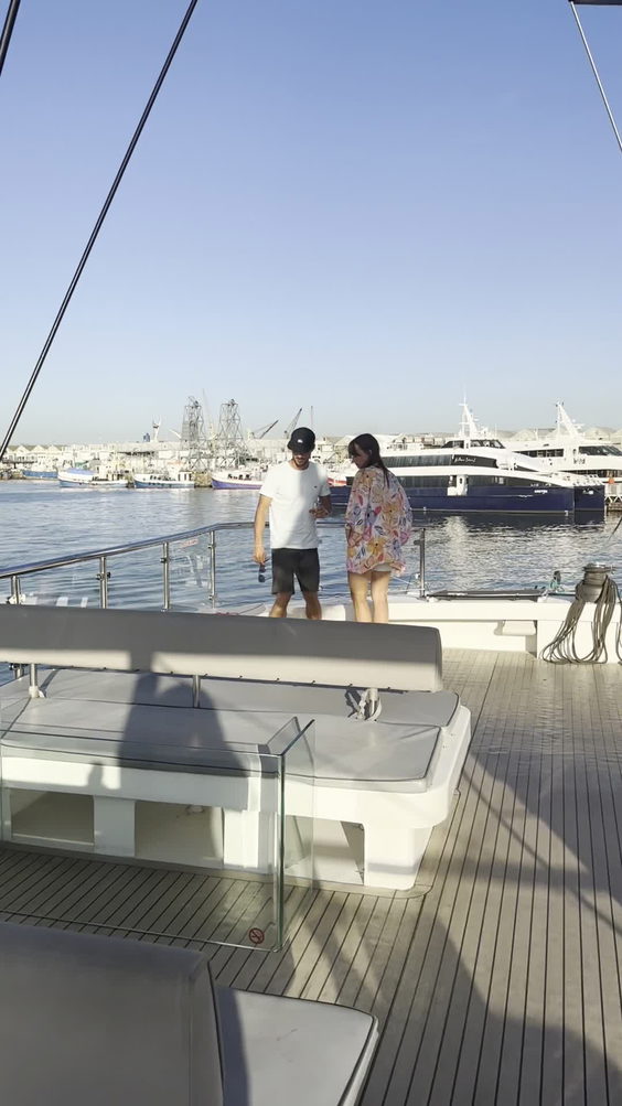 Mirage cruise