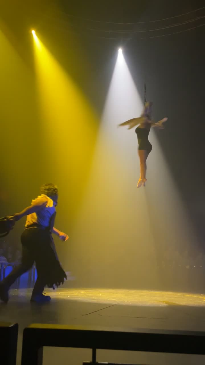 Video review of Galleria at Crystal Run