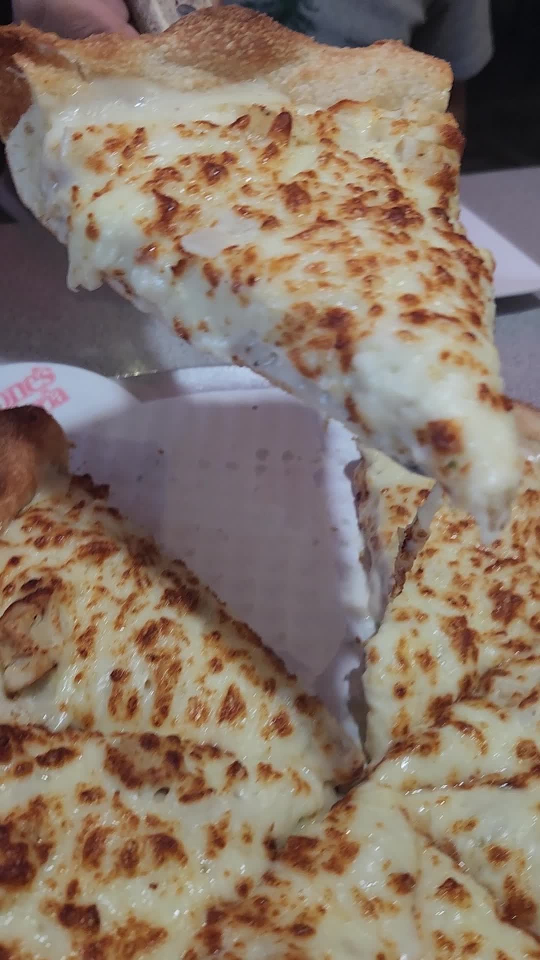 Carbone's Pizzeria & Pub White Bear Lake