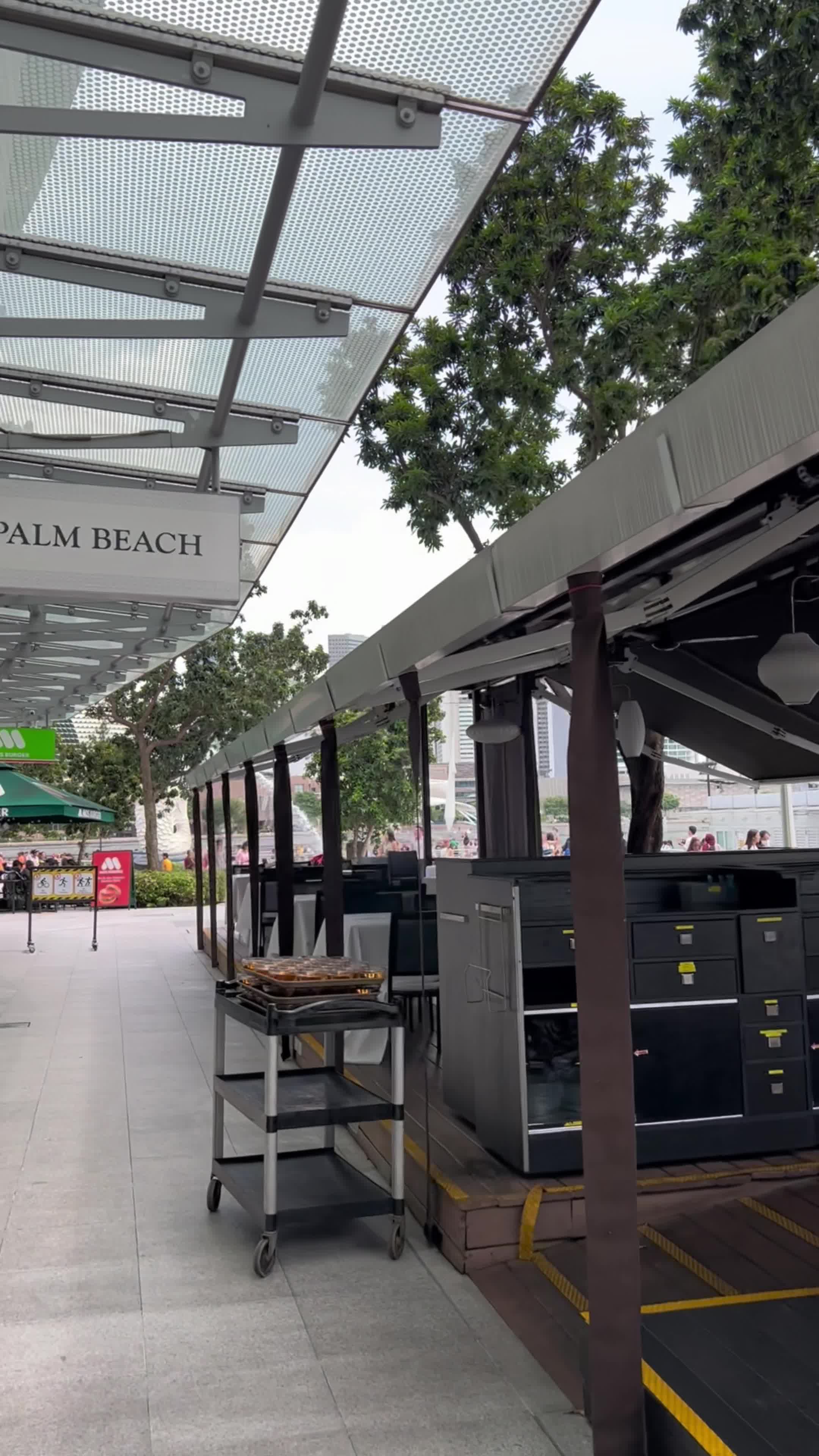 Video review of Marina Bay Waterfront Promenade