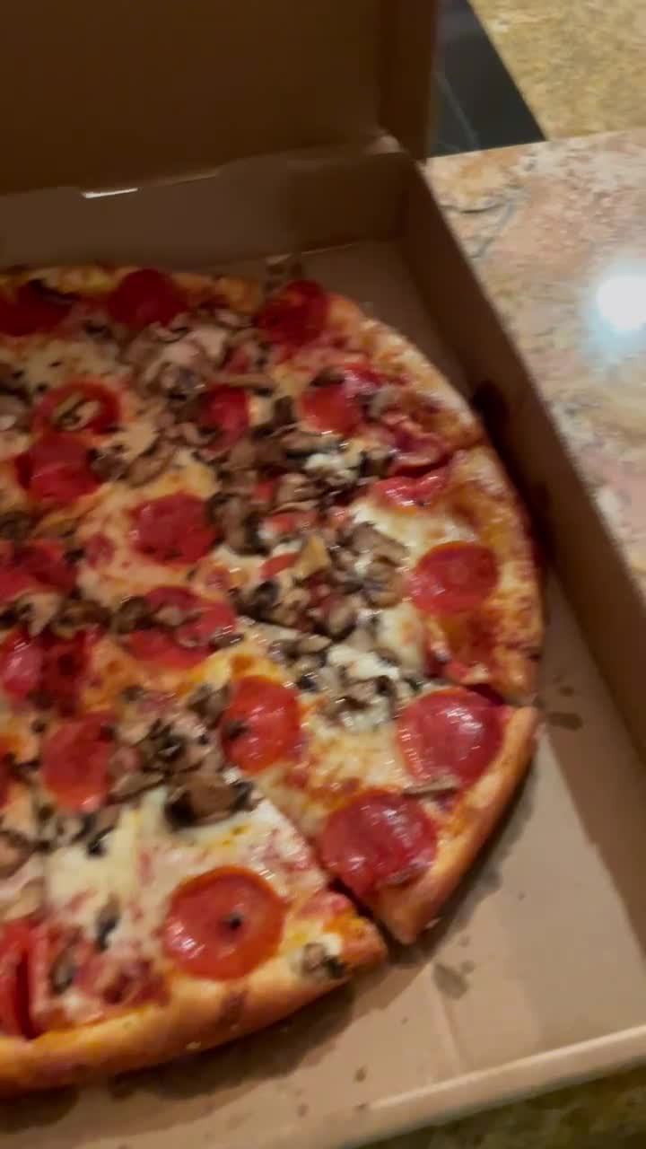 Paisano's Pizza N Pasta