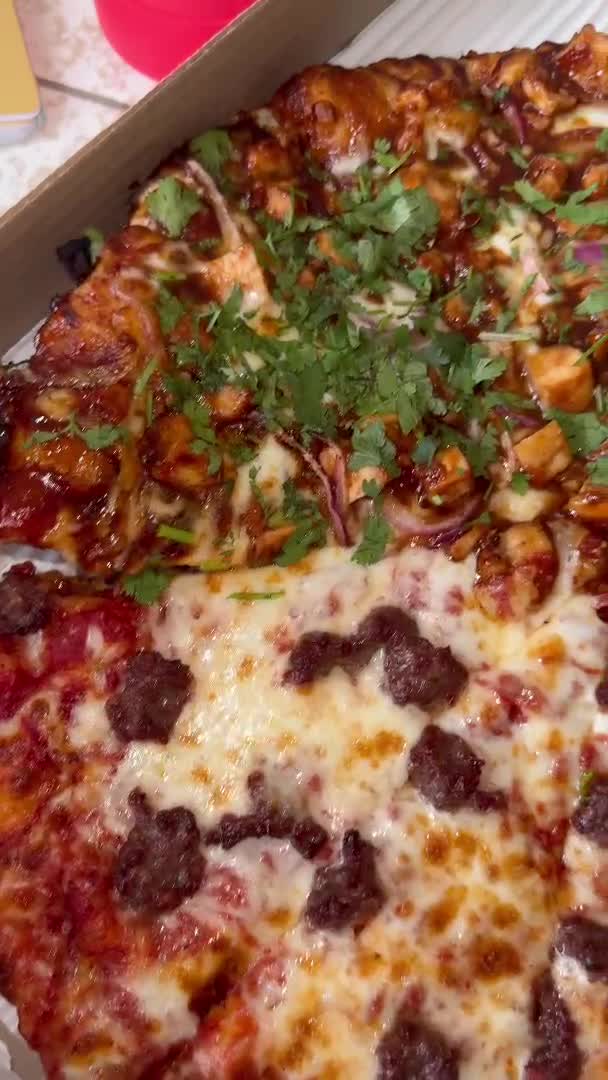 Toppers Pizza Place