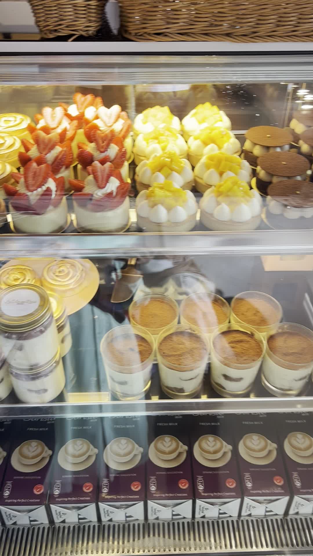 La Vie En Rose Pâtisserie