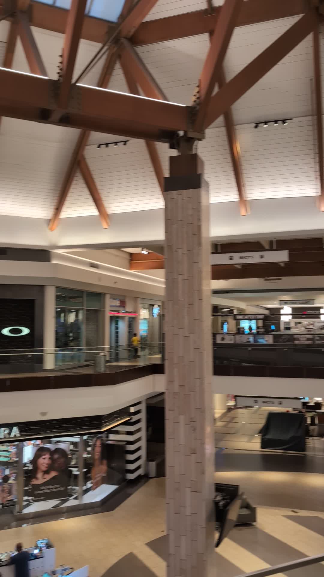 Video review of Brea Mall